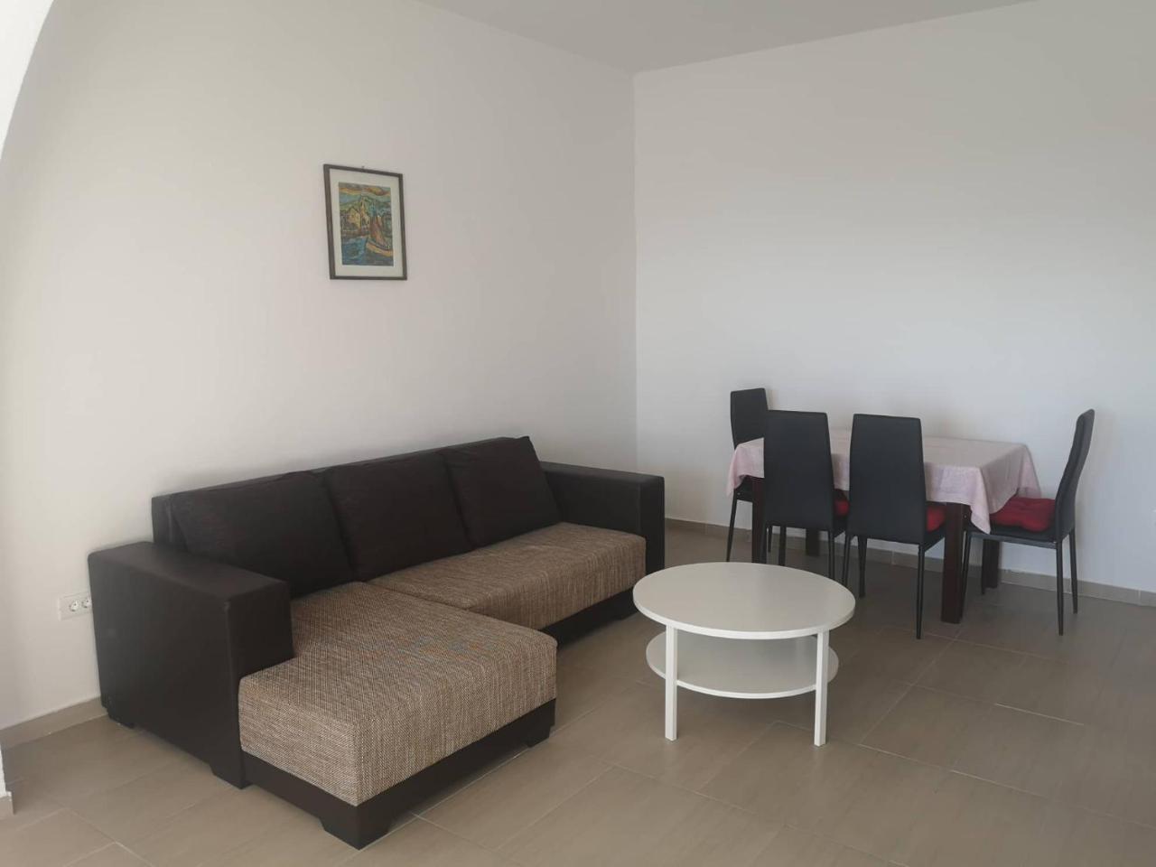 Sun Apartments คาชเตลา ภายนอก รูปภาพ
